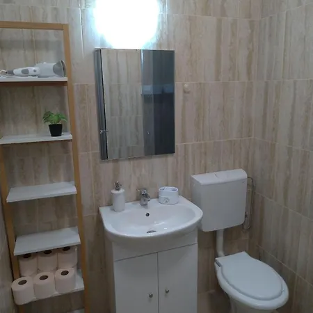 2 Apartment, Max 5 Adults, Splendid View On The And The Sea Năvodari