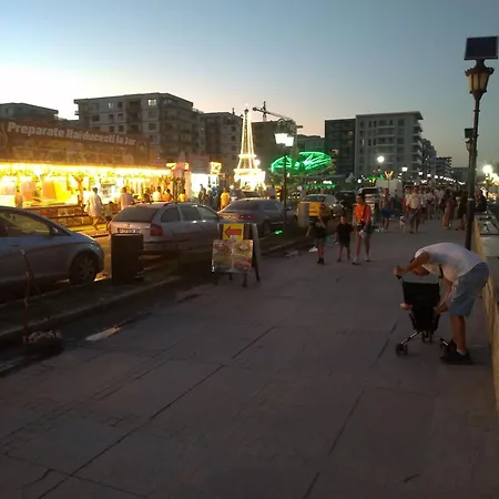 2 Apartment, Max 5 Adults, Splendid View On The And The Sea アパート *