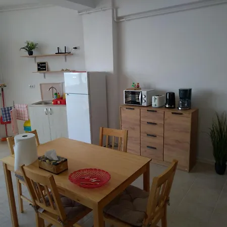 2 Apartment, Max 5 Adults, Splendid View On The And The Sea * ナボダリ