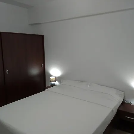 2 Apartment, Max 5 Adults, Splendid View On The And The Sea