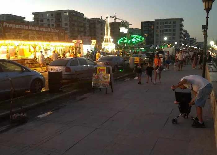 2 Apartment, Max 5 Adults, Splendid View On The And The Sea 公寓 *