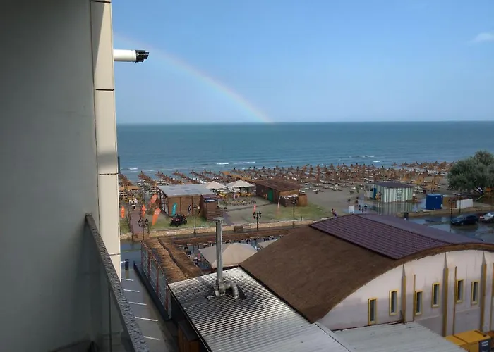 2 Apartment, Max 5 Adults, Splendid View On The And The Sea * 那沃达利